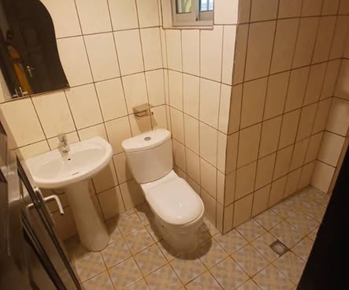 Appartement moderne haut standing staffé - Cité des Palmiers, Douala