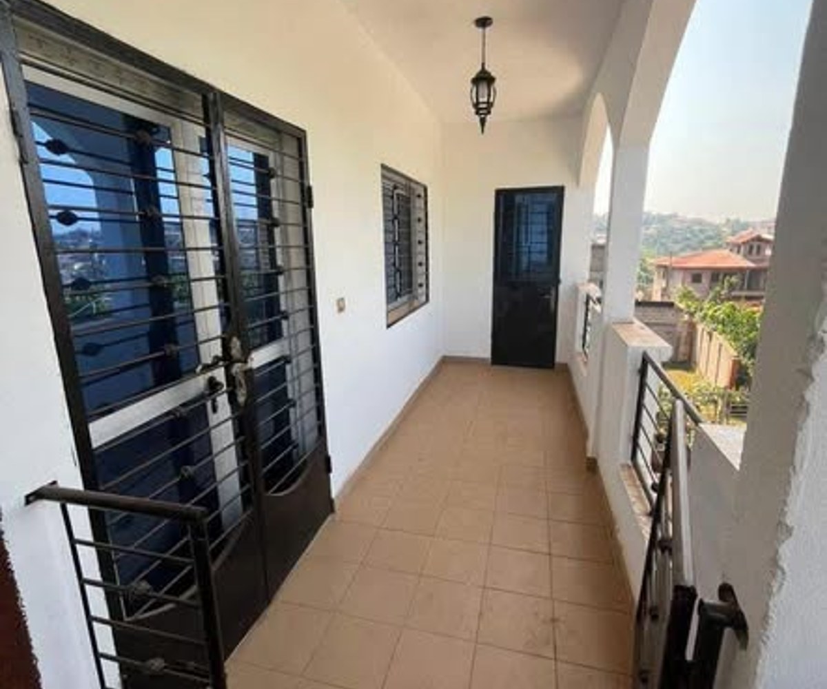 Appartement spacieux à louer à Fourgerol