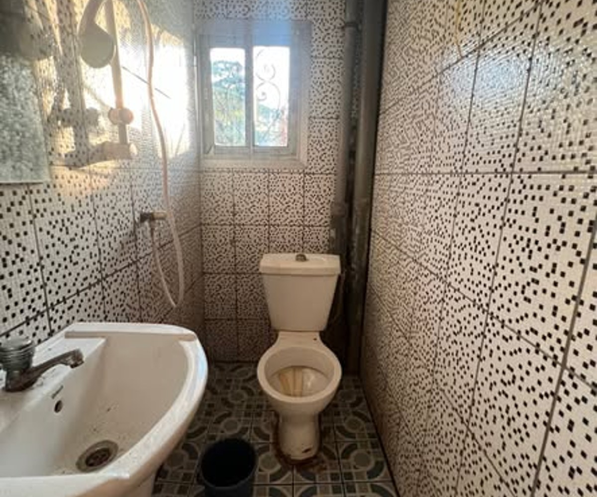 Chambre moderne - Bojongo, Bonaberi