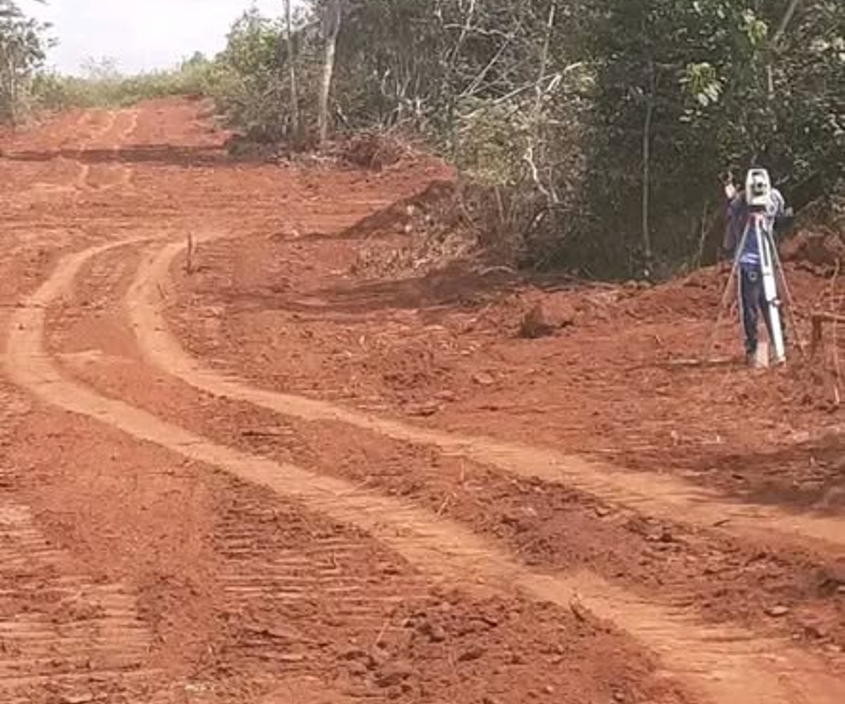 Terrain à vendre – Ntouessong, route SOA-ESSE
