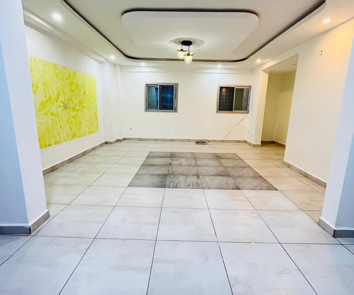 Appartement à louer à Nsam (Efoulan) - 2 chambres avec placards