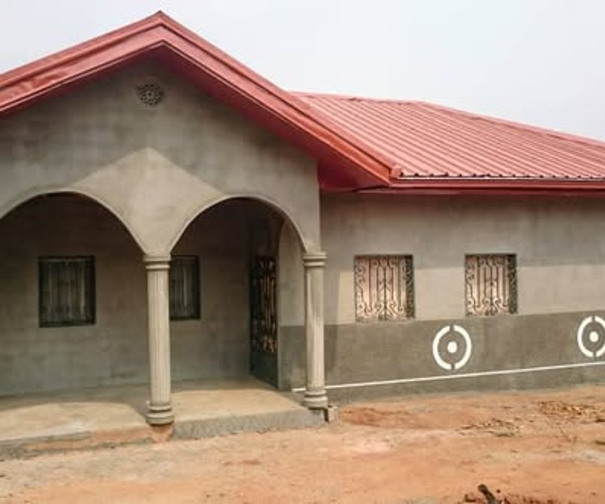 Maison titrée à vendre à Mfou (Carrefour Atango)