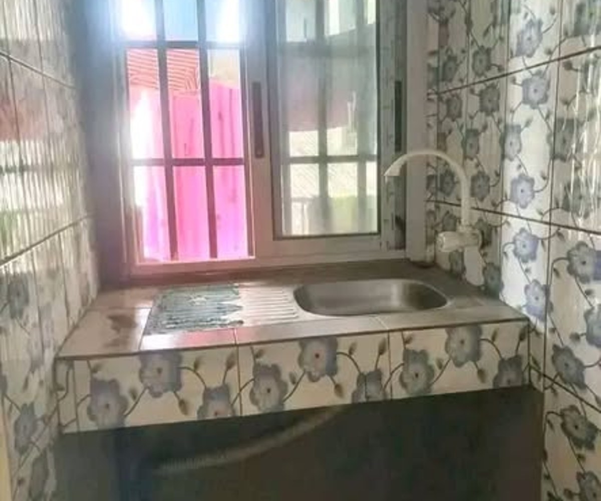 Studio moderne à louer - Carrefour Nkomo, Yaoundé