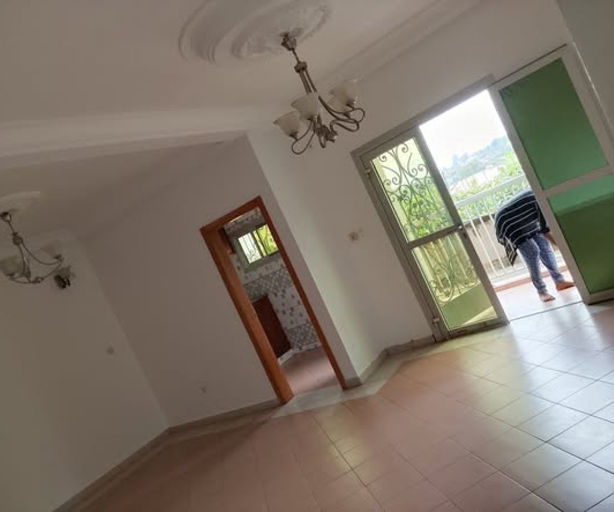 Appartement 2 chambres - Tropicana, Yaoundé
