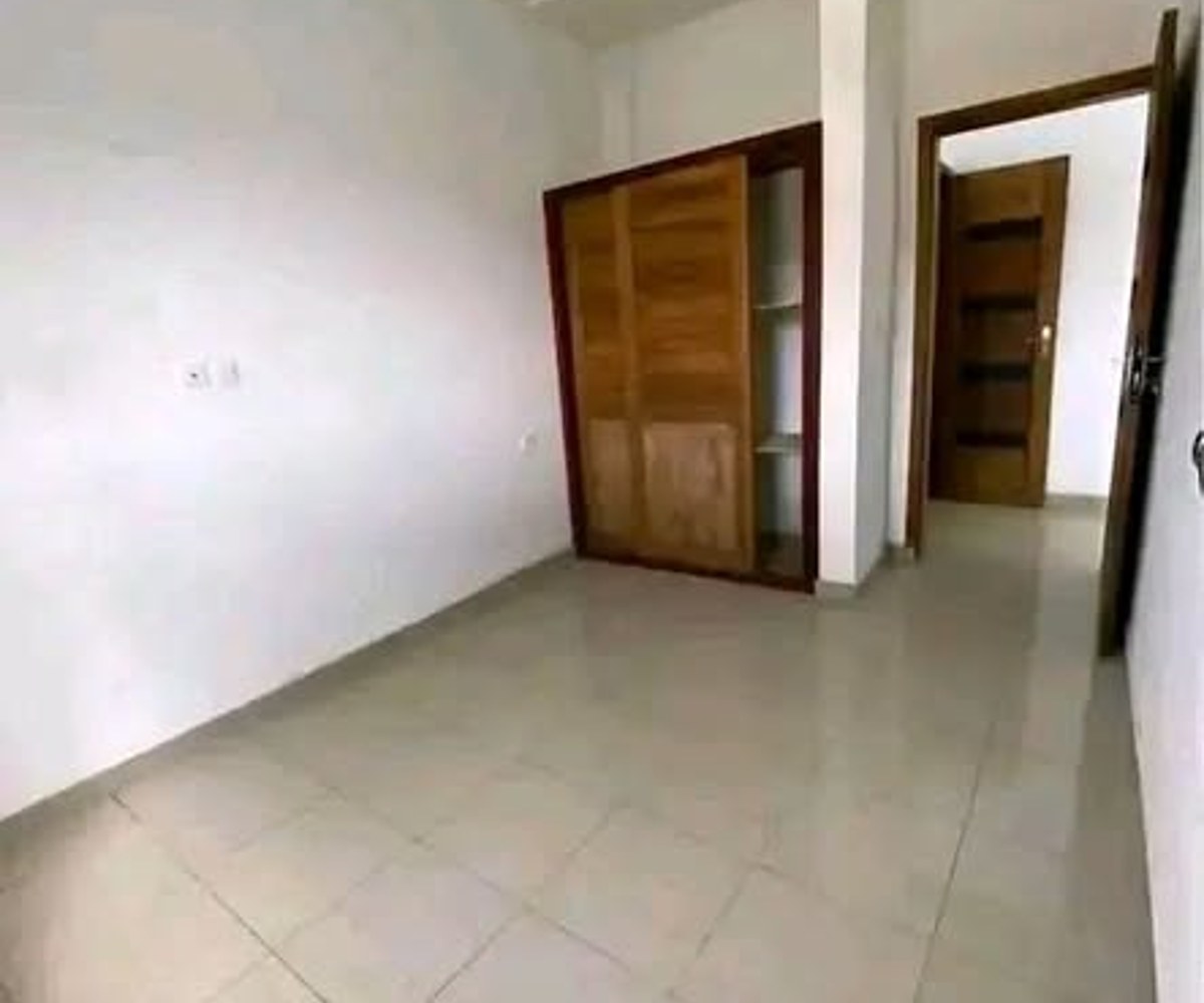 Studio moderne à Beedi – 70 000 XAF/mois