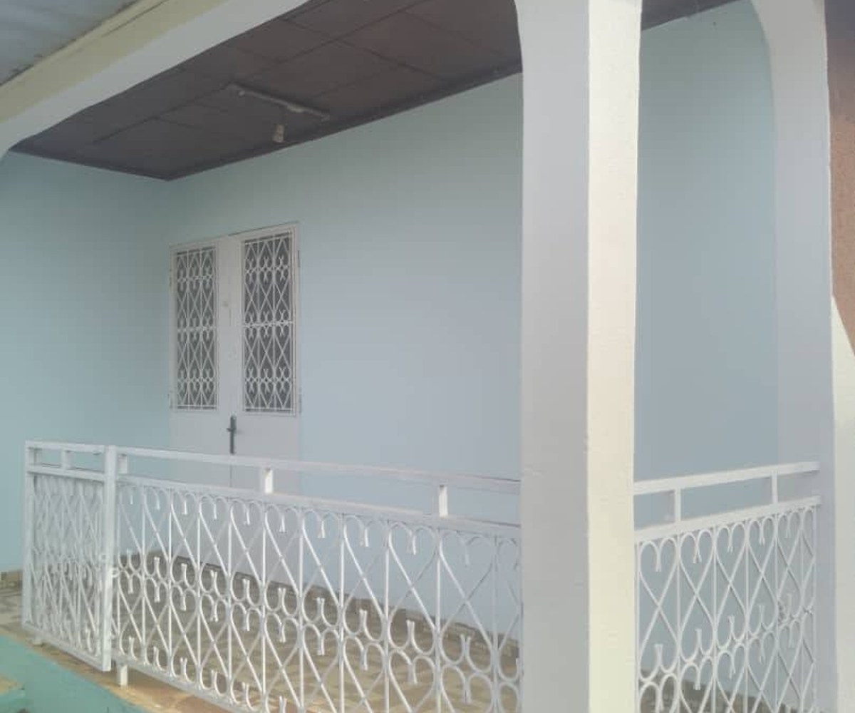 Villa à louer à Essomba (Yaoundé) - 3 chambres, 180 000 FCFA/mois