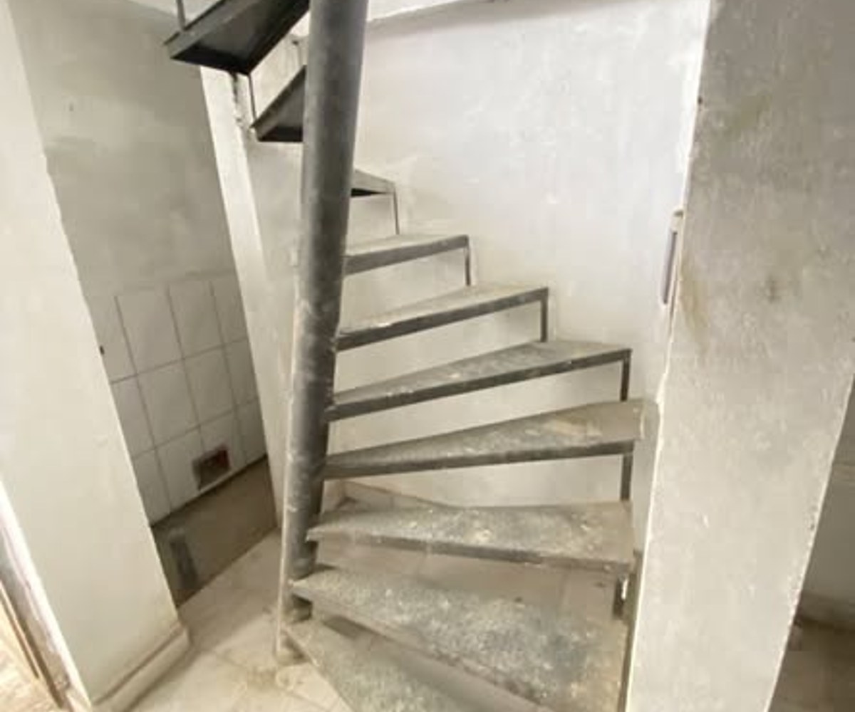 Studio moderne en duplex - Bonamoussadi Sable