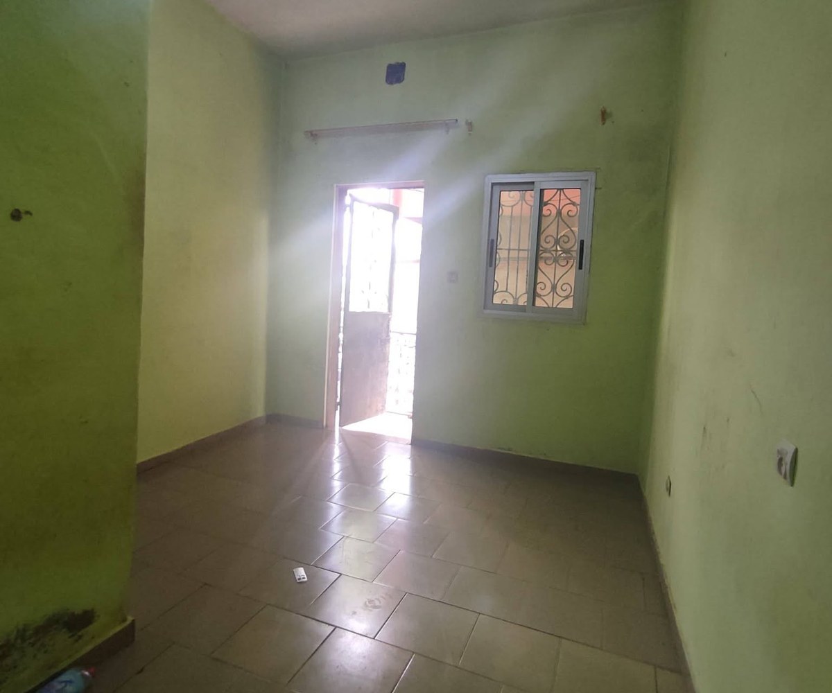 Chambre Moderne à Damas - Yaoundé