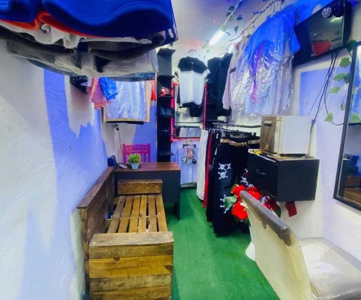 Boutique à louer à Makepe