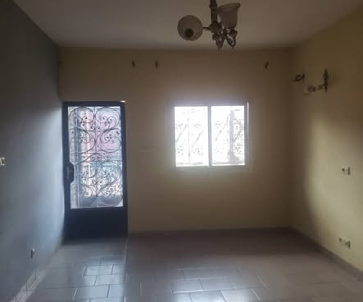 Magnifique et Vaste appartement à louer à Ngousso derrière la pharmacie bleue