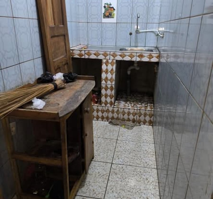 Chambre moderne 3 pièces - Ndogbong - 35 000 FCFA/mois