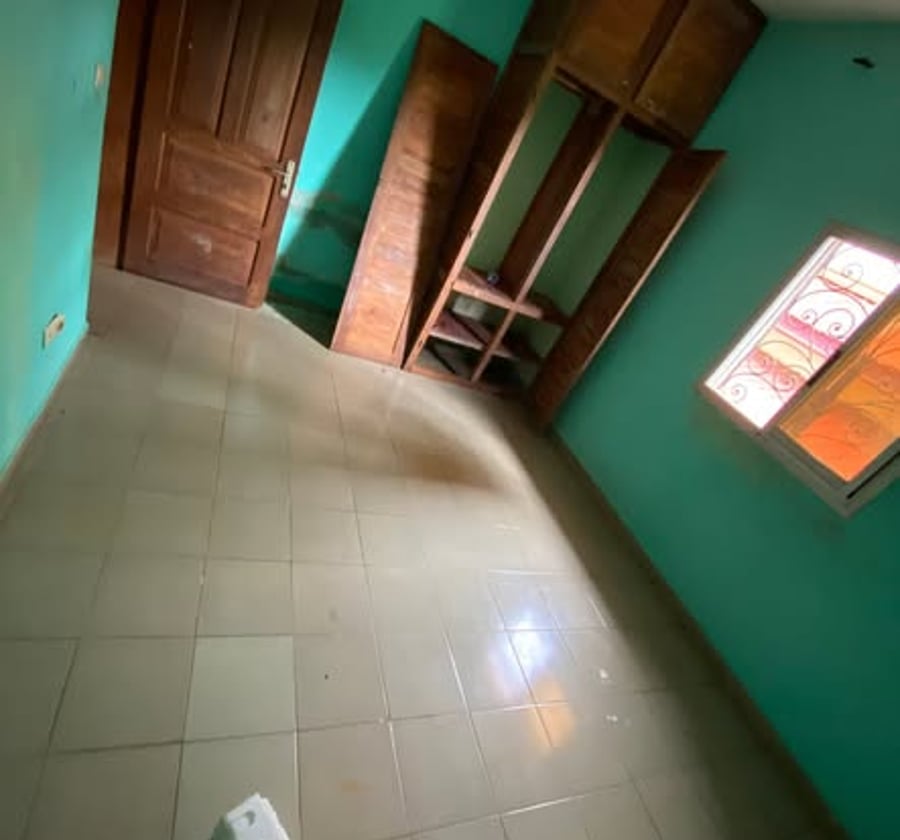 Appartement 2 chambres à Tsinga Village