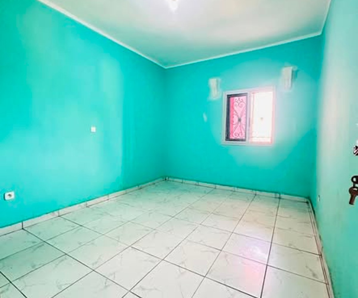 Studio moderne à louer – Mvog-Betsi Yaoundé