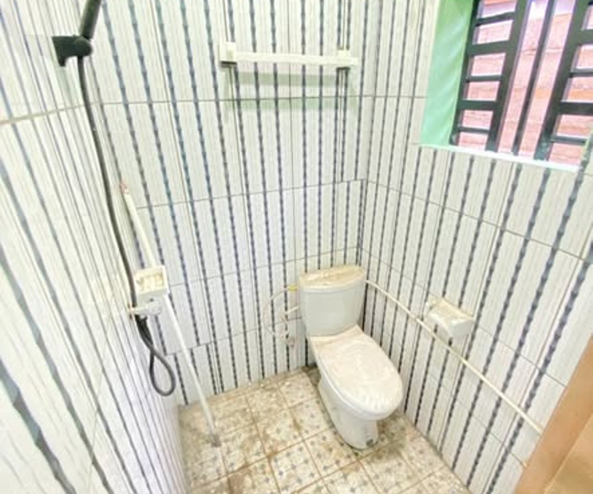 Chambre moderne à louer à Mvog-Betsi, Yaoundé