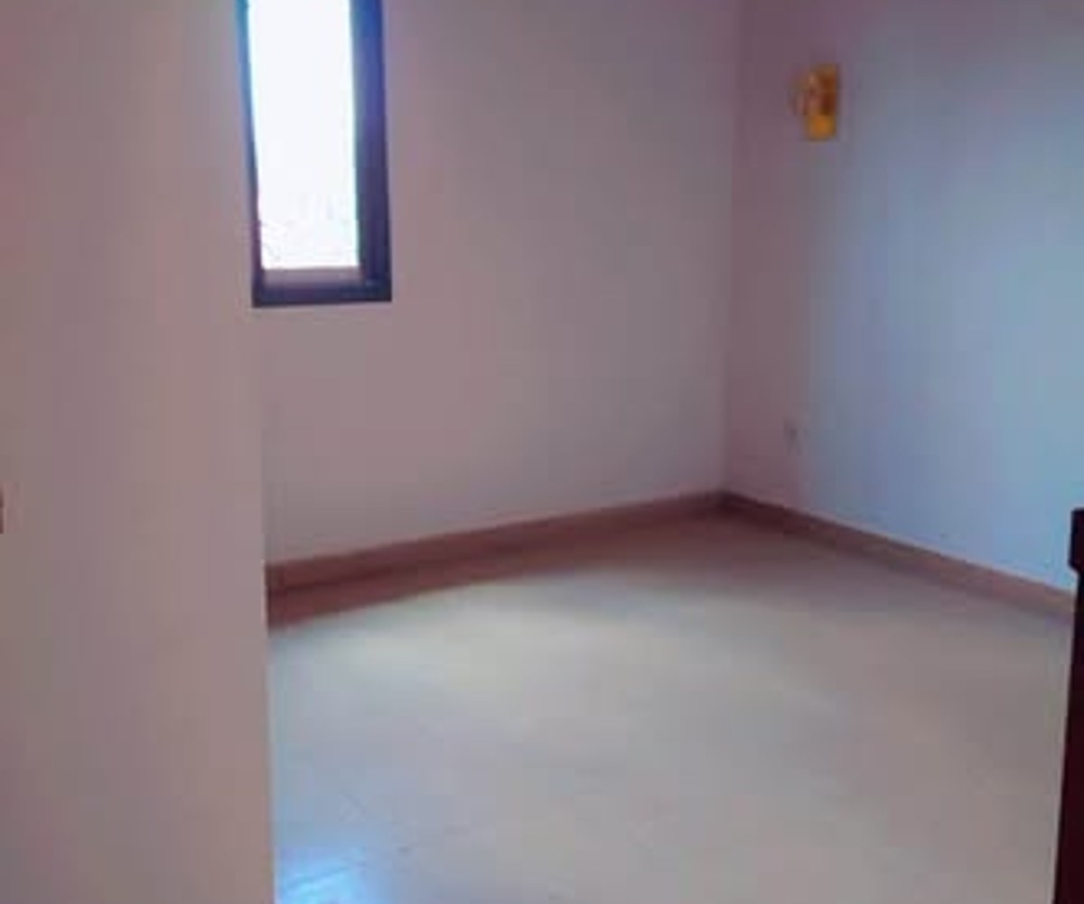 Studio moderne à louer à Odza