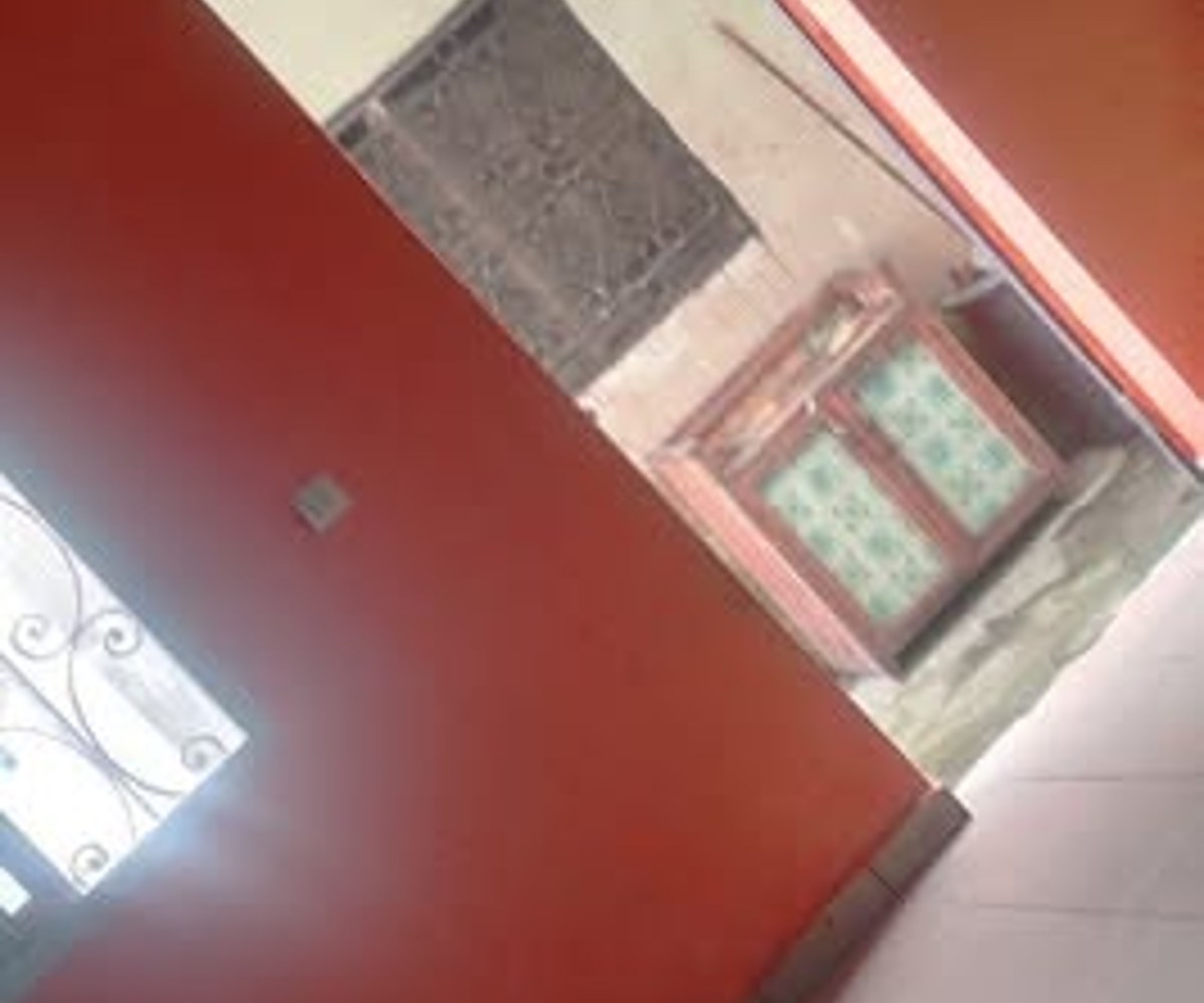 Grande chambre à Ndogbassi 1