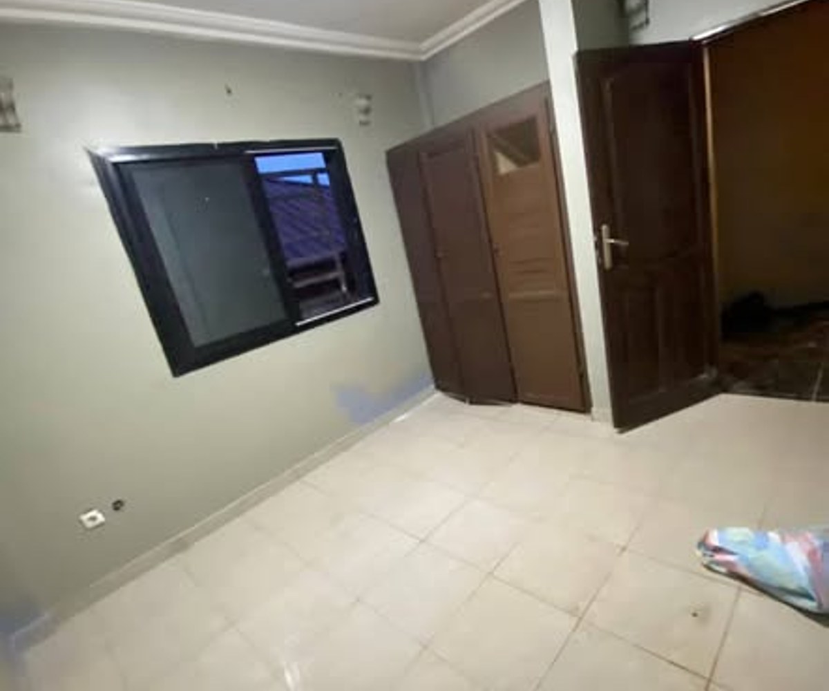 Studio moderne à Nsam (Obam) - Yaoundé