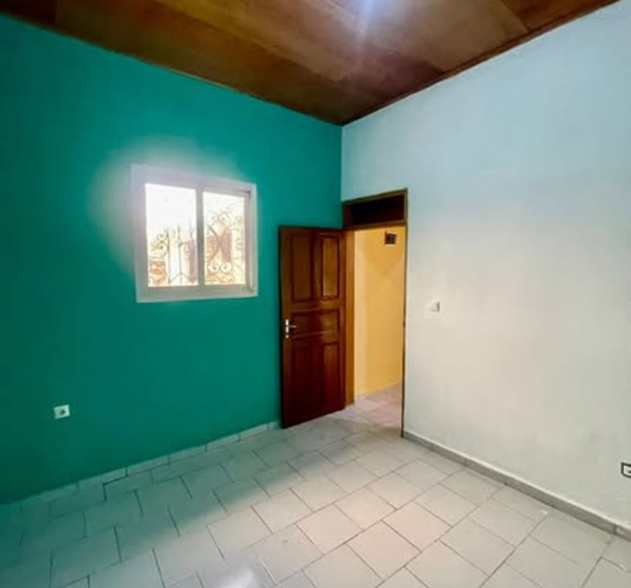 Studio moderne à louer à Jouvence