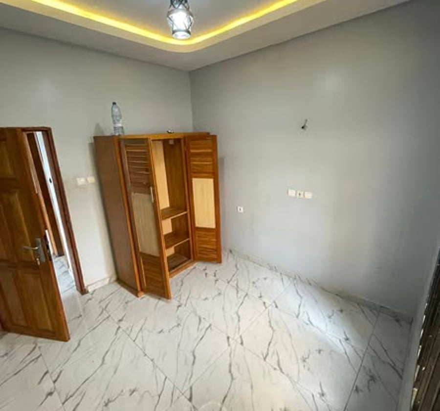 Studio moderne à louer au Rail Bonaberi