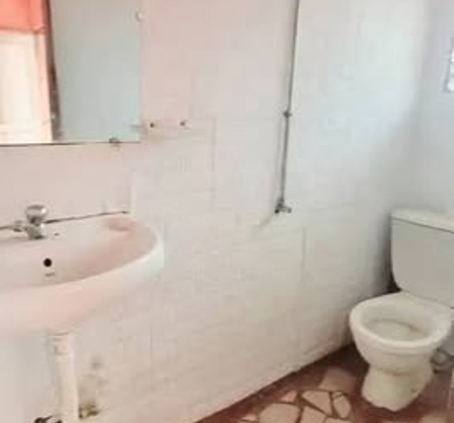 Grande chambre moderne à Mvog-Betsi