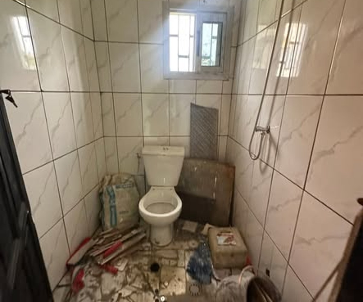 Chambre avec toilette à Bonaberi Bojongo