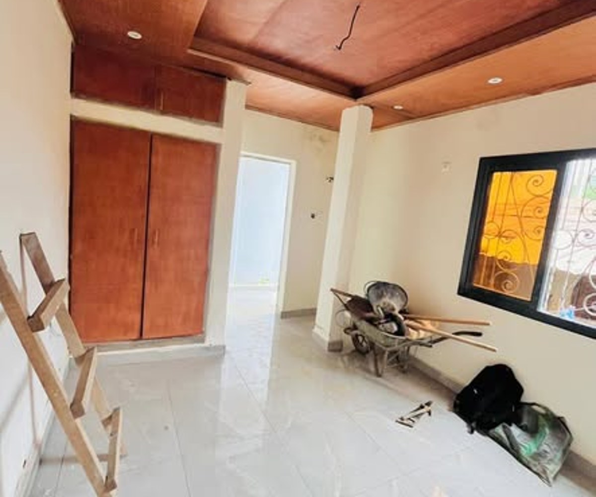 Studio moderne à louer - Etoug-Ebe, Yaoundé