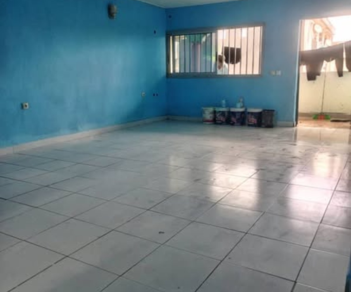 Grand appartement moderne à louer - Logbaba Plateaux