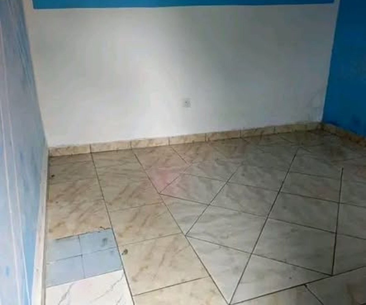Studio moderne à louer à Logbaba
