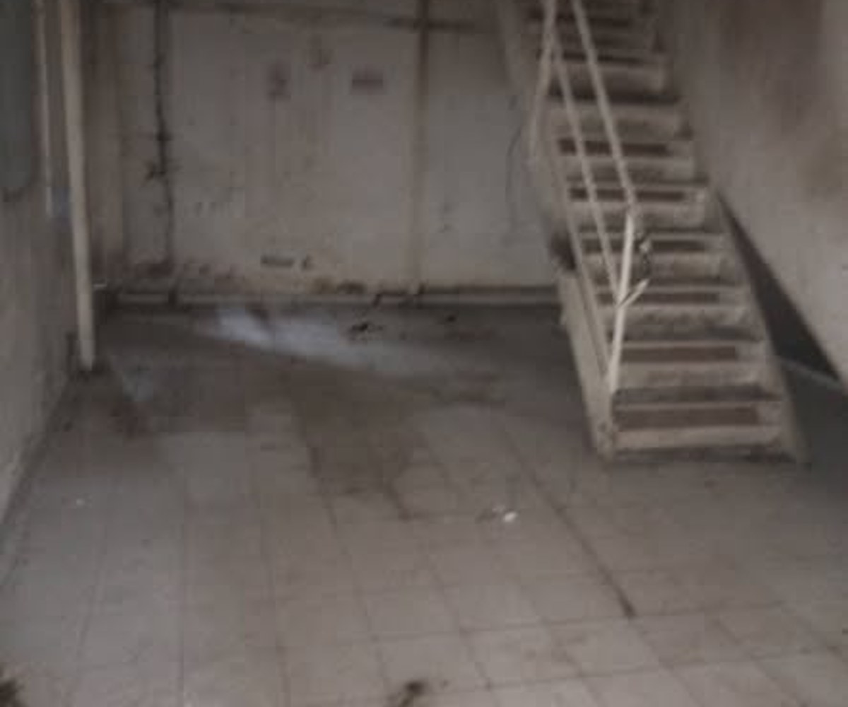 Vaste magasin à louer à Bonapriso