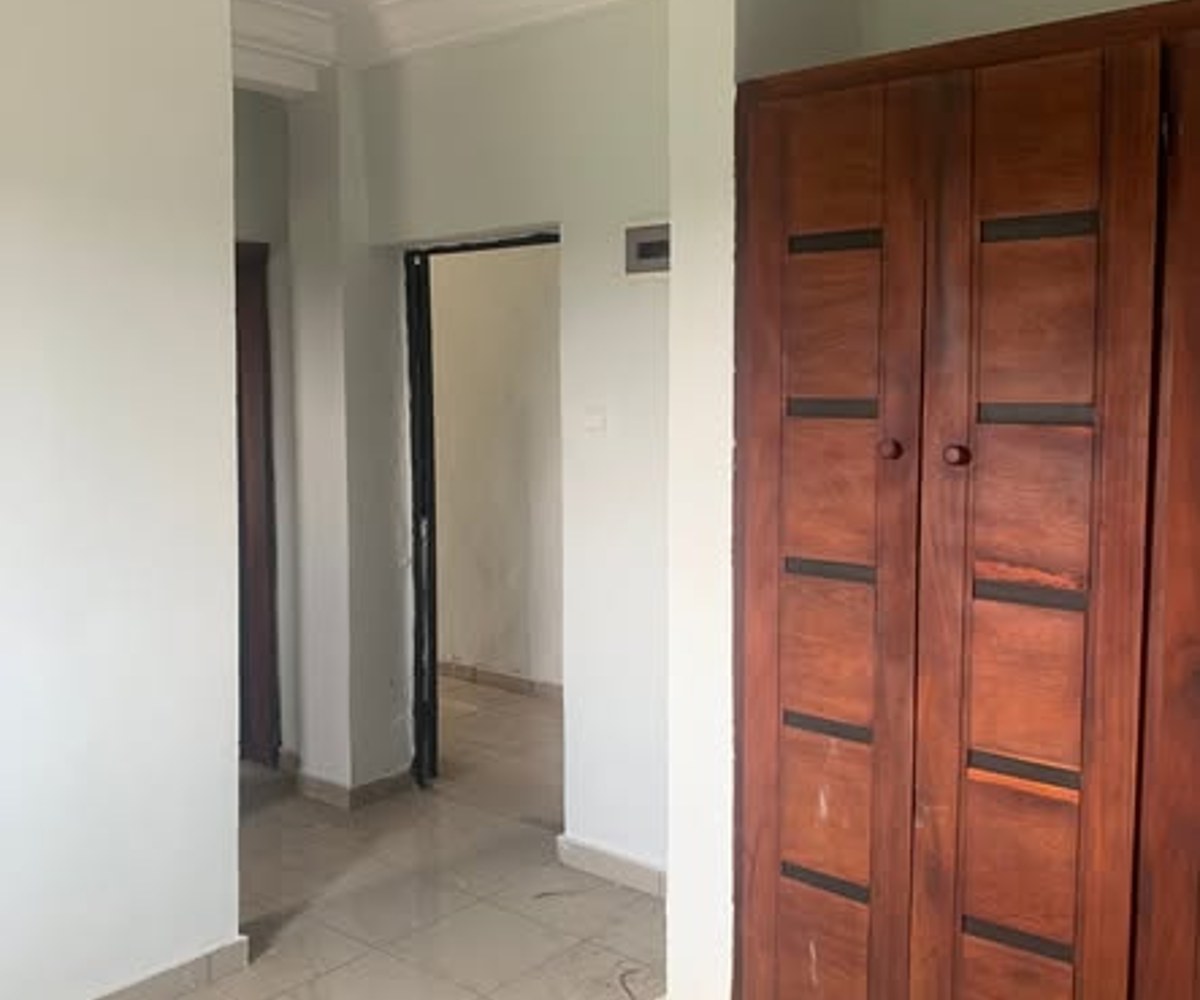Chambre moderne à louer à Makepe