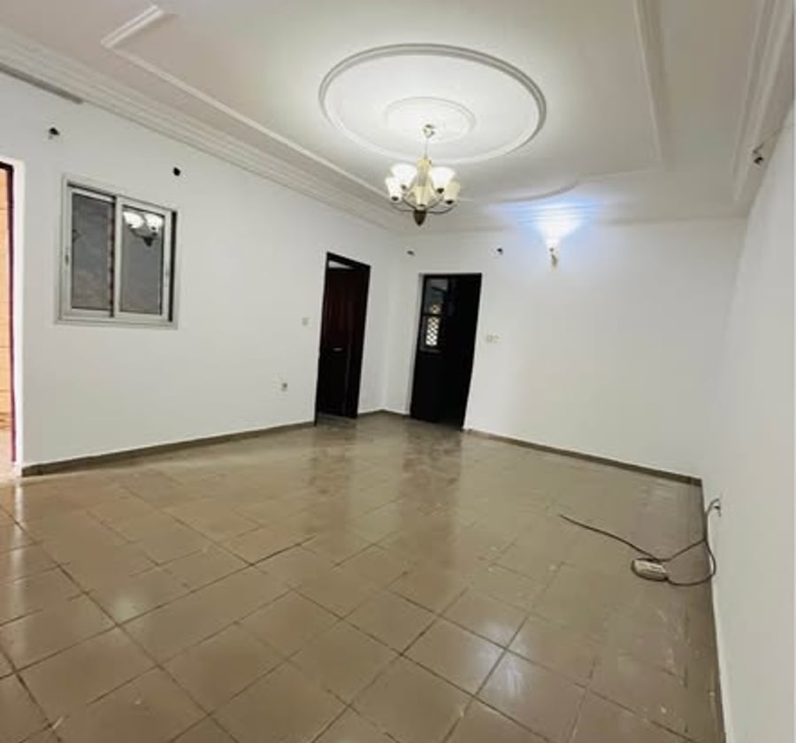 Studio moderne à louer à Ndogbong