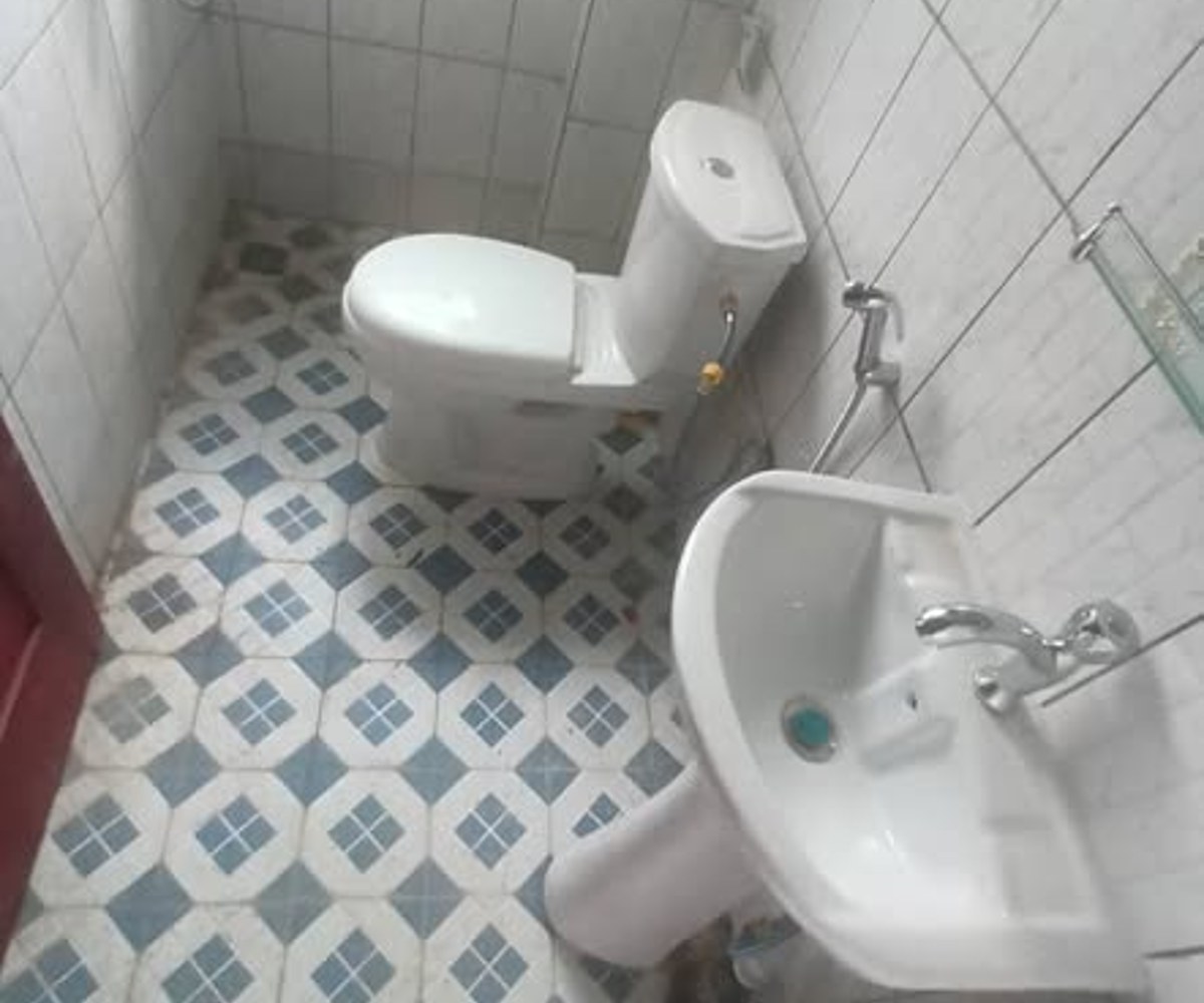 Mignon studio moderne à louer à Nkolbisson Carrefour