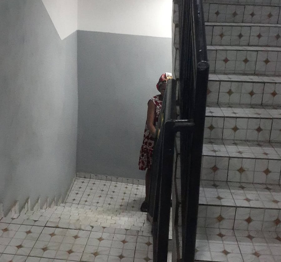 Chambre meublée - Village, Douala