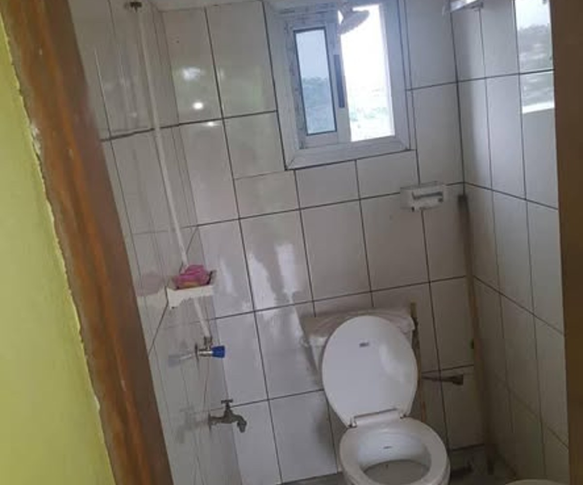 Chambre moderne avec espace cuisine - PK15 Douala