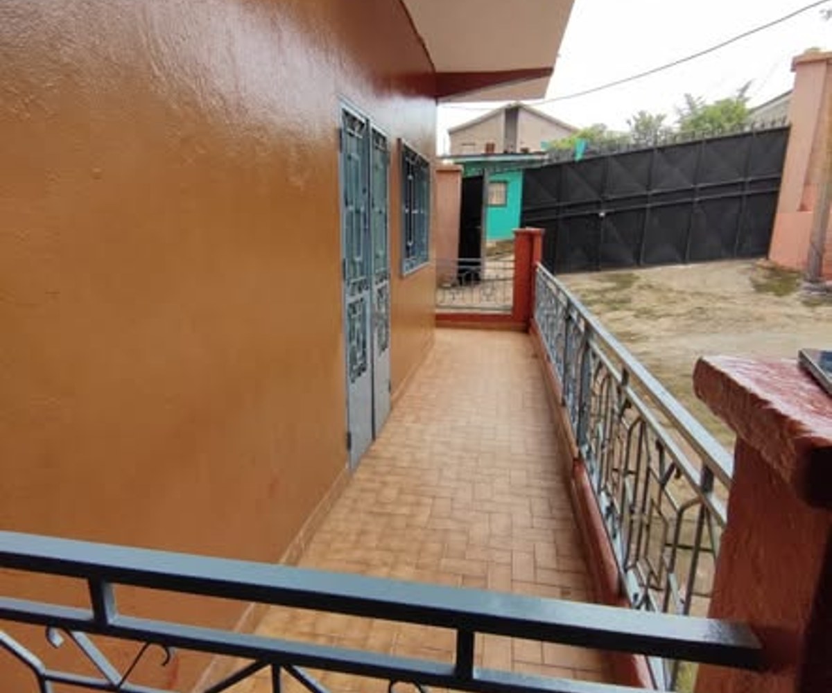 Appartement moderne individuel à louer - Titi Garage, Yaoundé