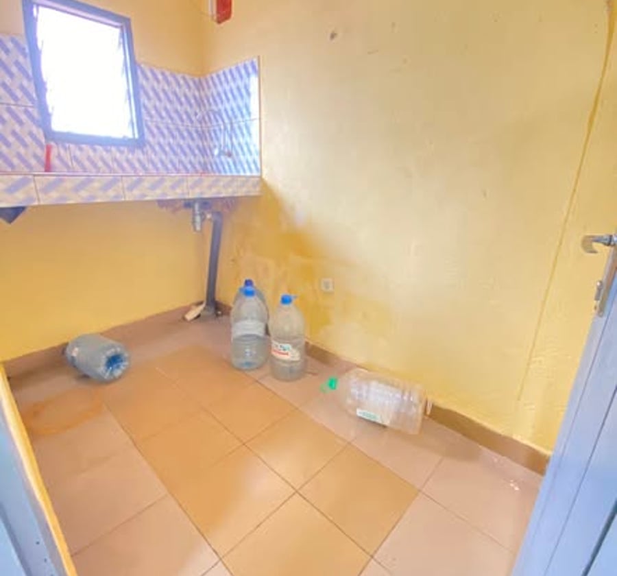 Chambre moderne à louer à TKC