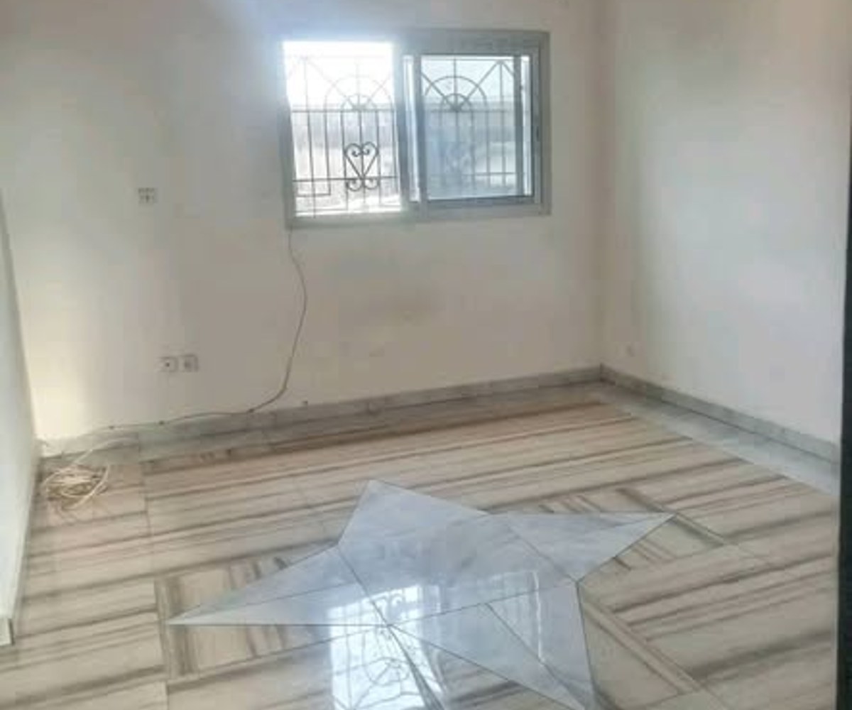 Studio moderne à louer à Ndogpassi II