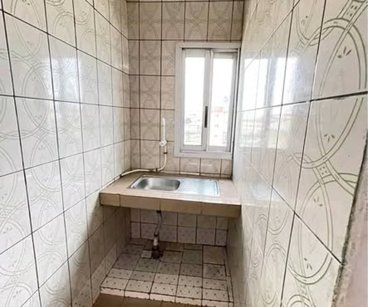 Chambre moderne à Makepe Missoké