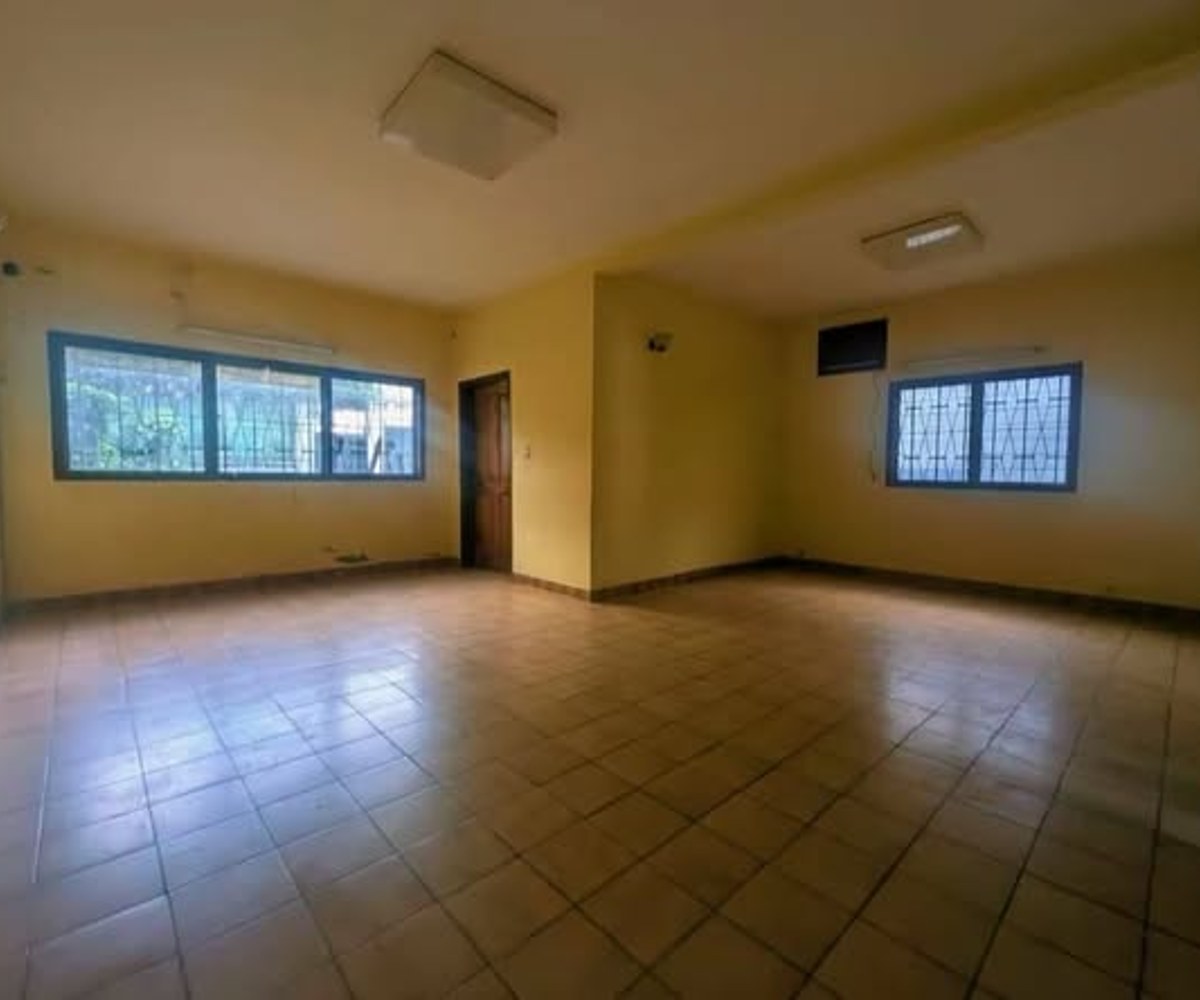 Duplex à louer à Yaoundé Titi Garage