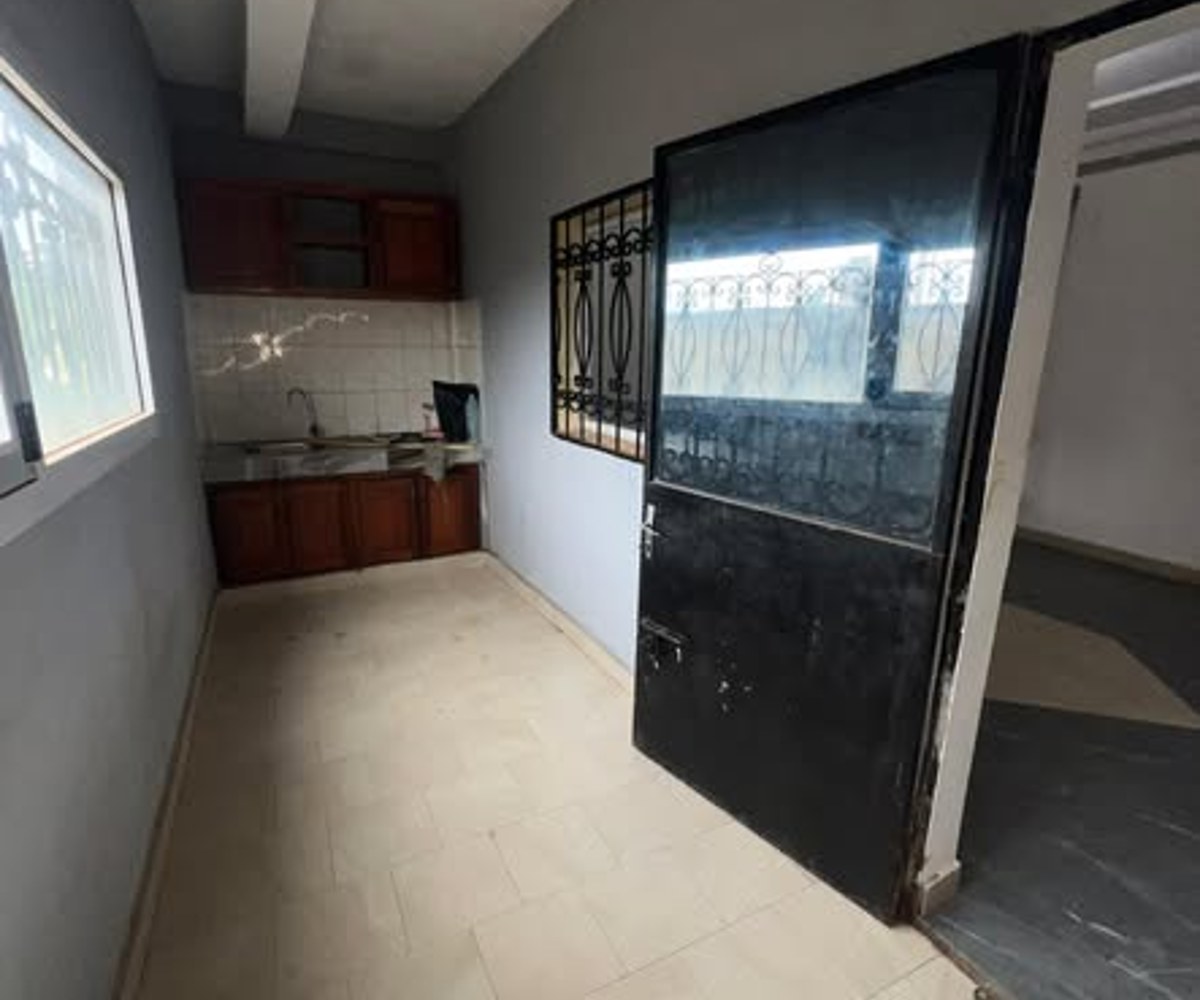Appartement à louer à Mendong