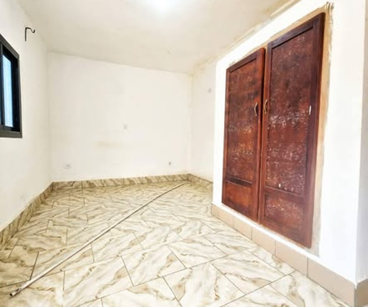 Chambres modernes à Nkolfoulou