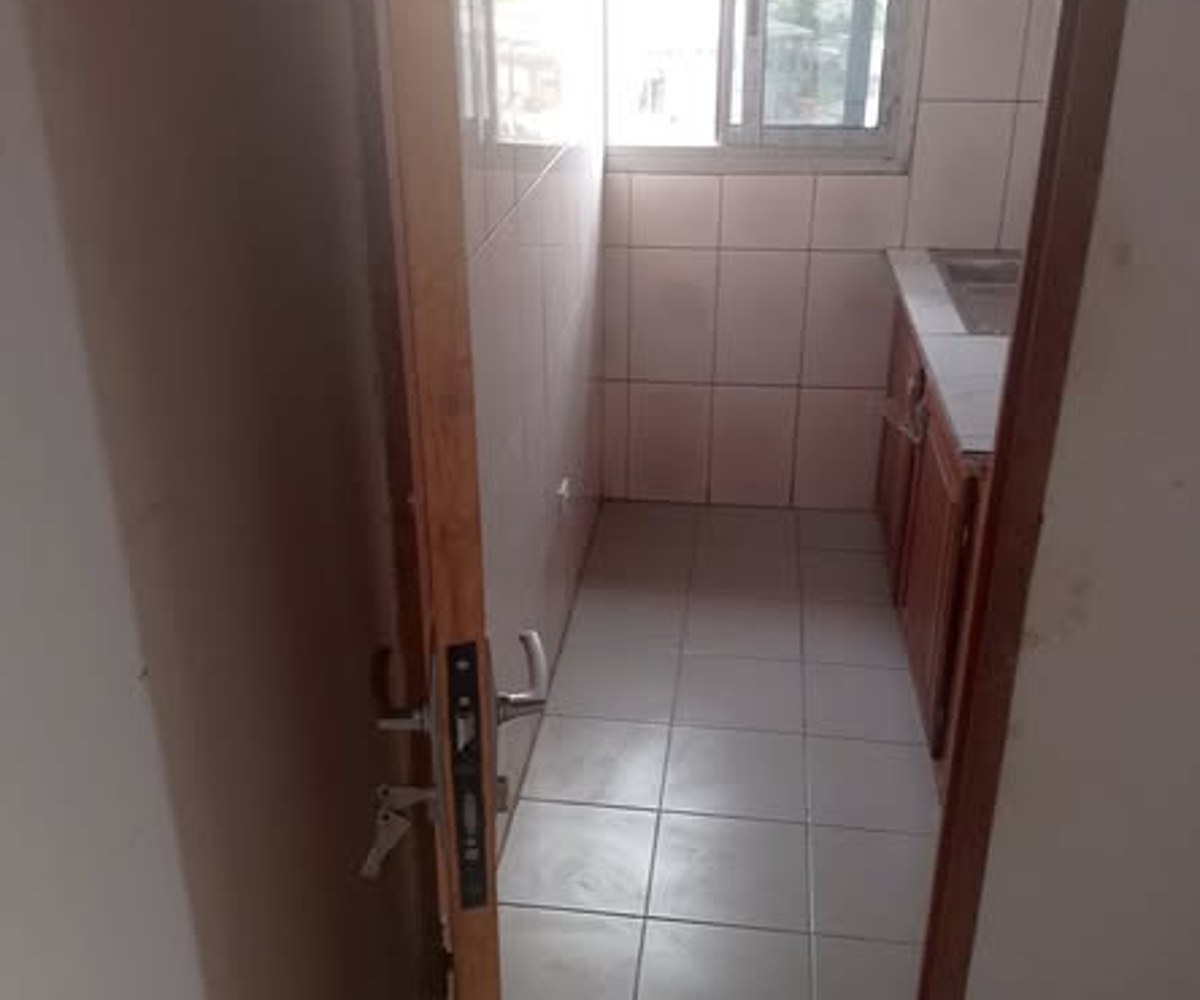 Studio moderne à louer - Village, Douala