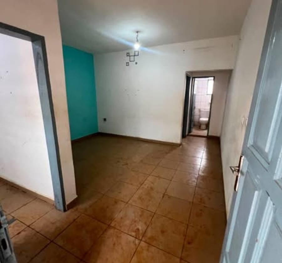 Studio moderne à louer à Etoudi Chapelle