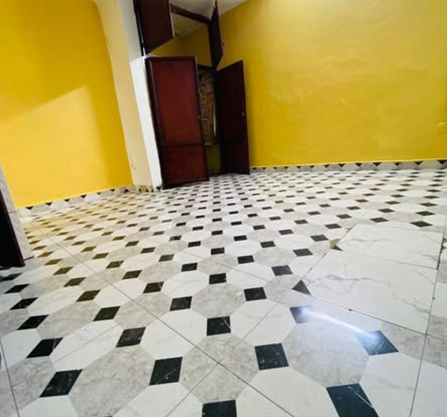 Chambre moderne à louer à Bonapriso