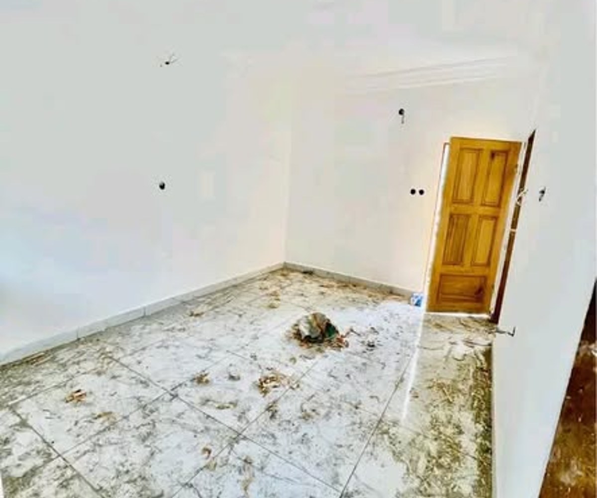 Chambre moderne à Biyem Assi Jouvence