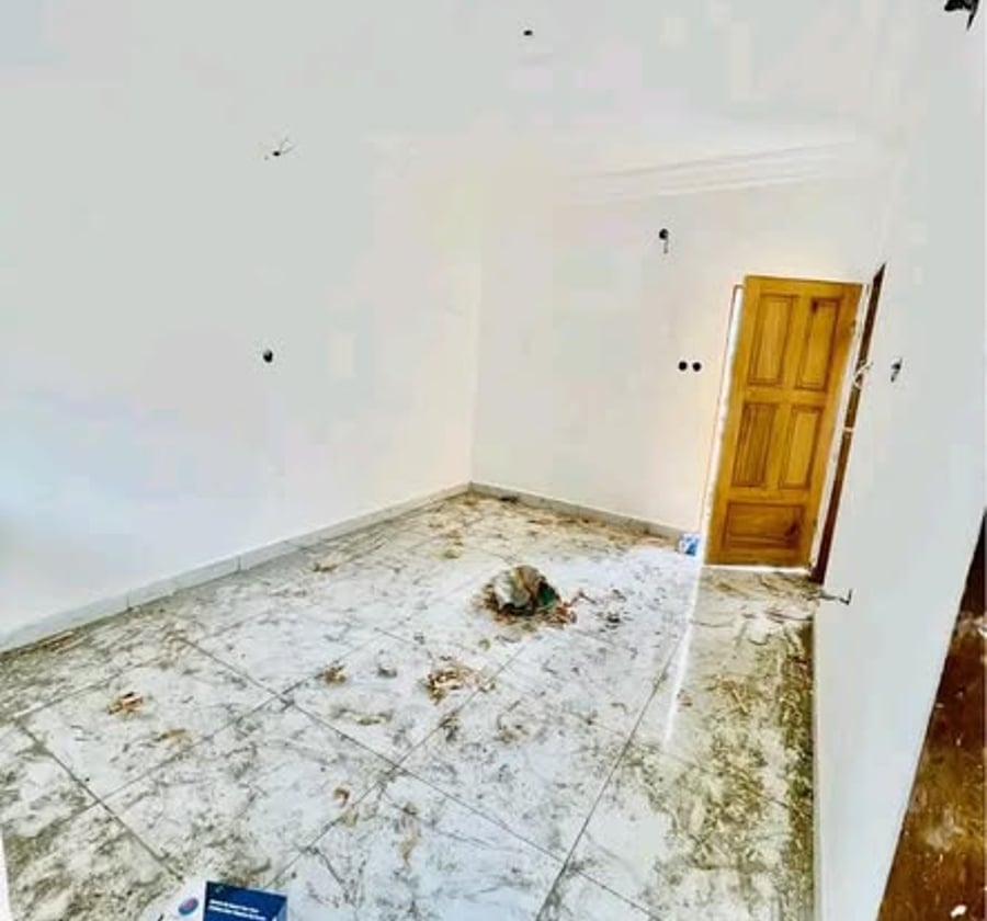 Chambre moderne à Biyem Assi Jouvence