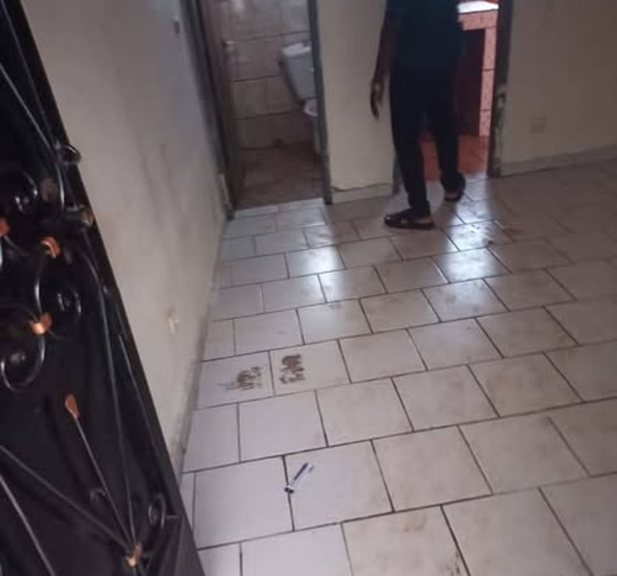 Chambre moderne à louer - Essomba, Yaoundé