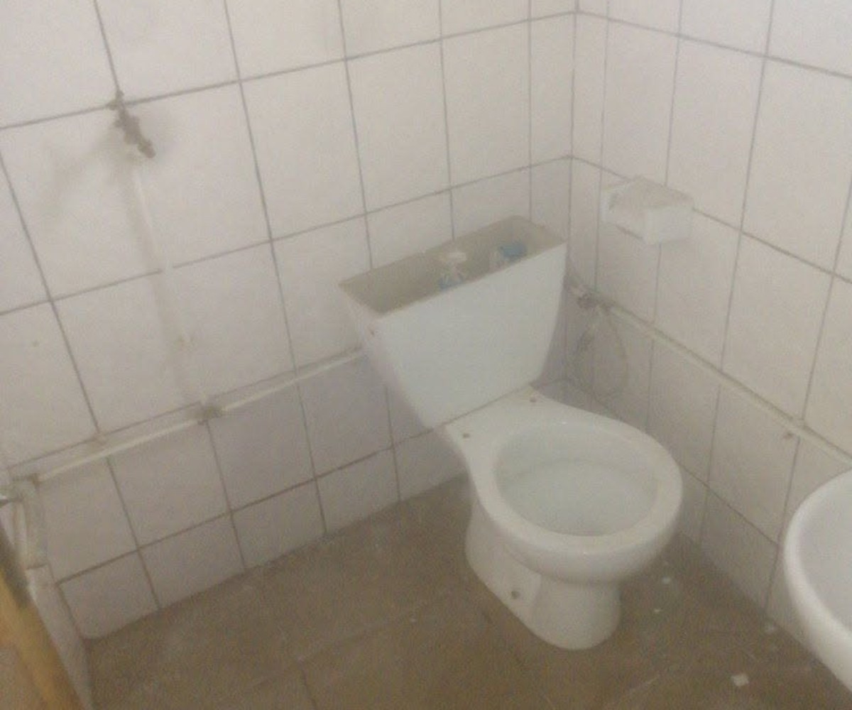 Chambre moderne à louer à Ndokoti