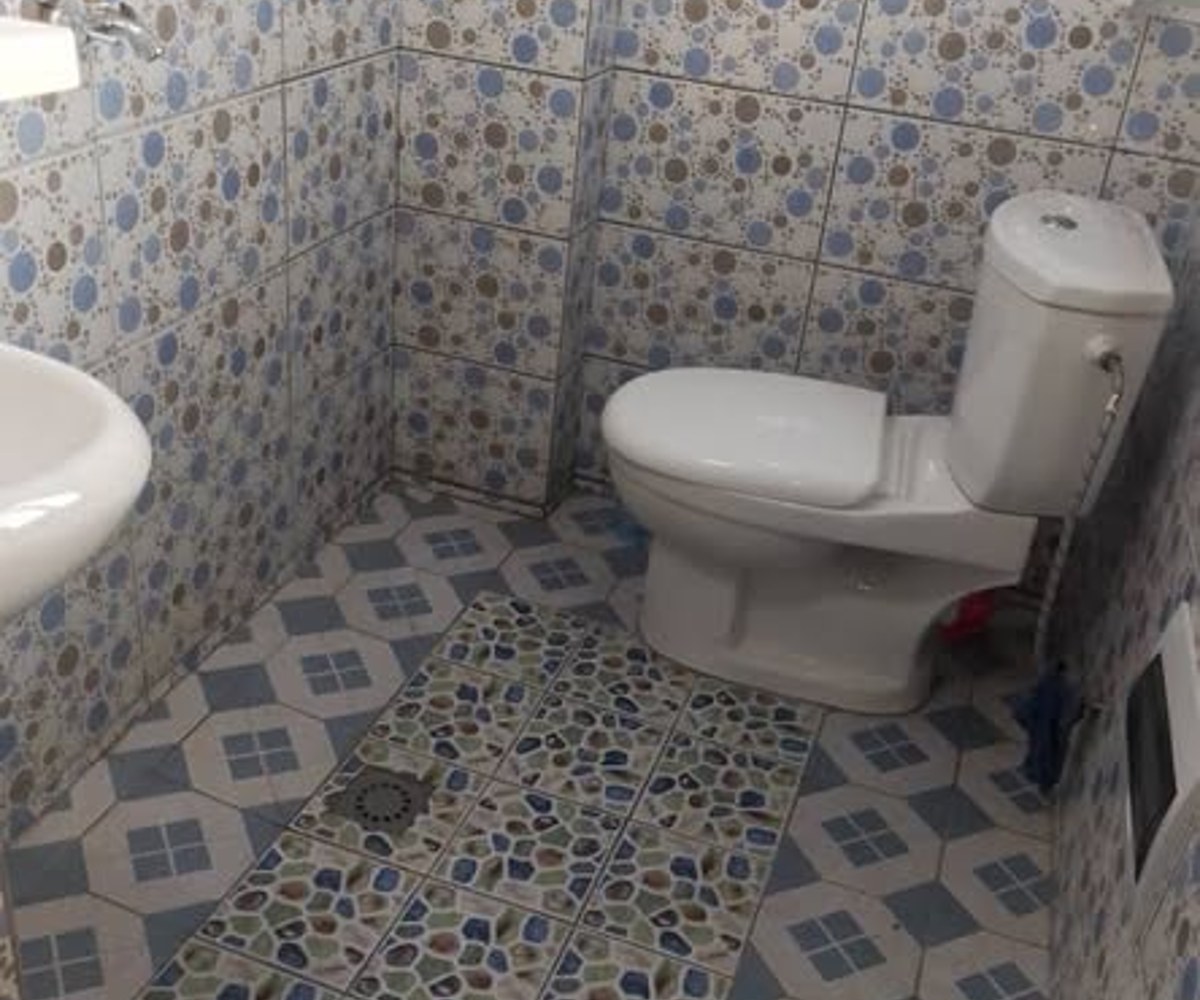 Chambre moderne 3 pièces à Ndogbong, Vallée Biffaga