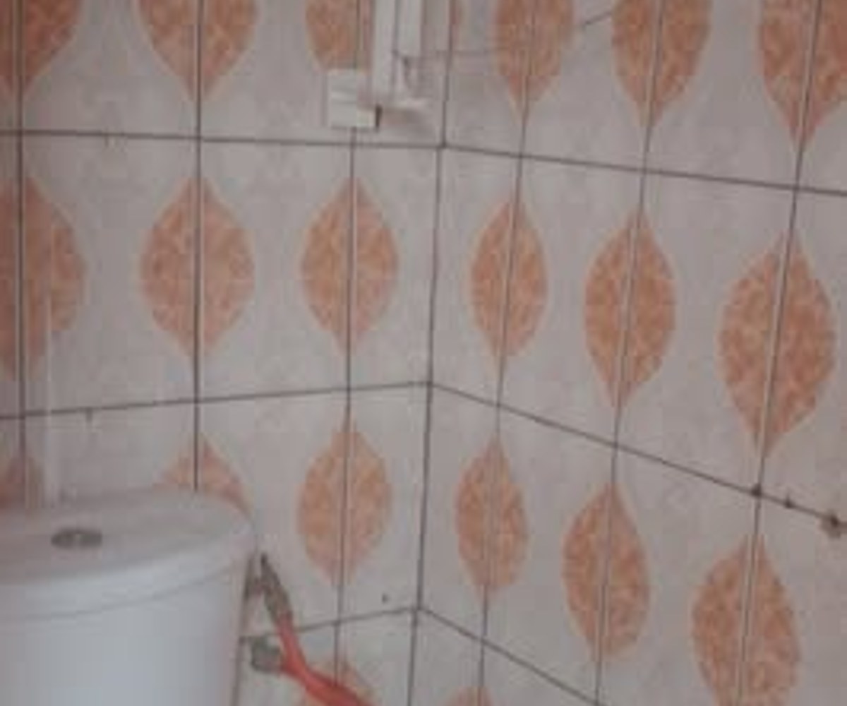Chambre moderne 3 pièces à Nyalla